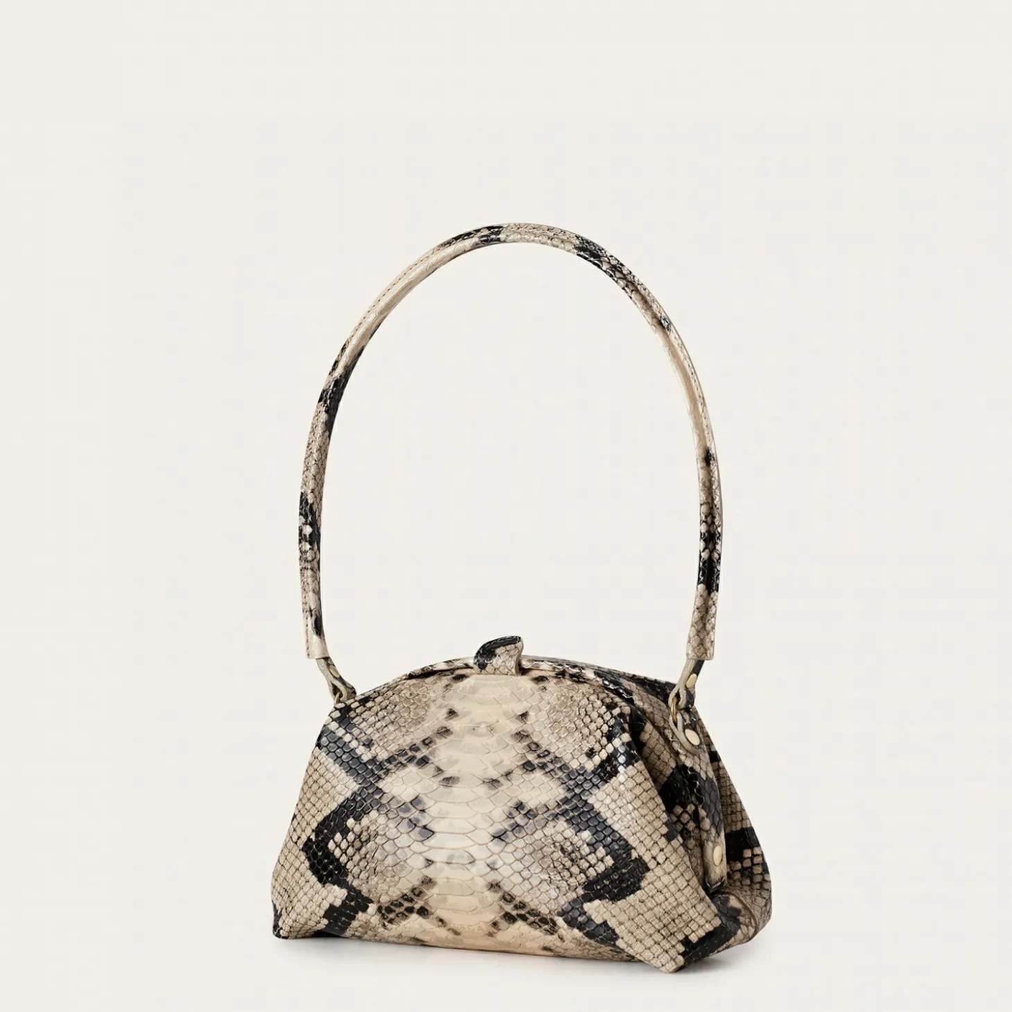 Hug Bag Torebka L, Zlamana Biel Wzor Pytona