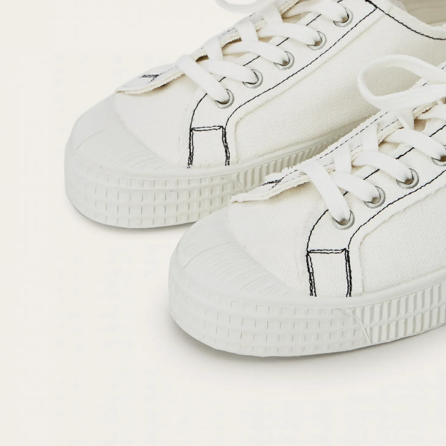 Novesta Star Master Sneakersy Meskie Vegan, Perlowy Z Czarna Nicia
